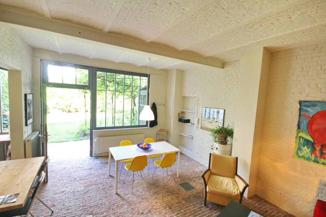 La Maison Du Fond Du Jardin Ixelles Bagian luar foto